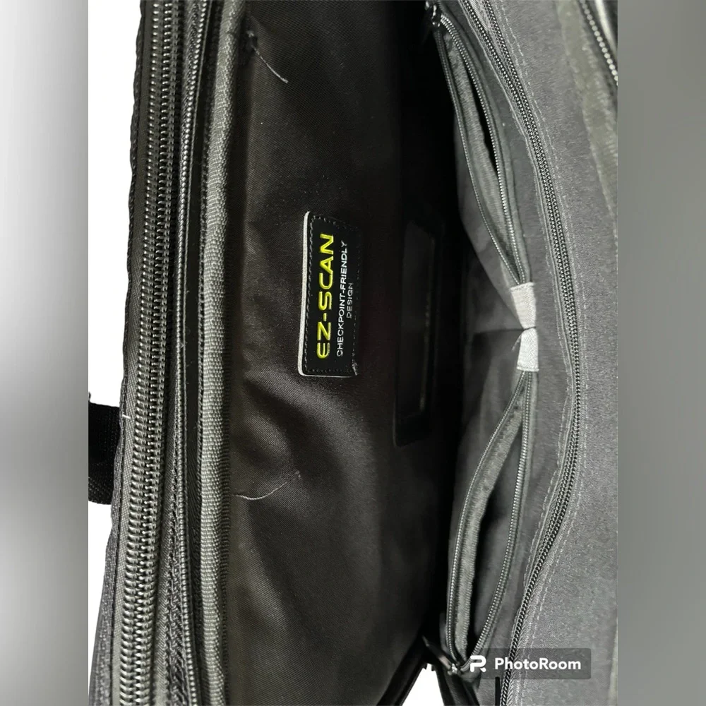 Kenneth Cole Reaction EZ-Scan Computer/Messenger‎ Bag-Checkpoint Friendly Design
